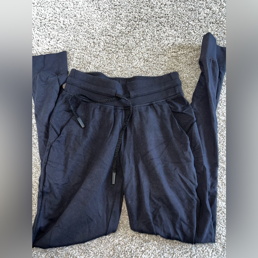 Lululemon ready to rulu jogger